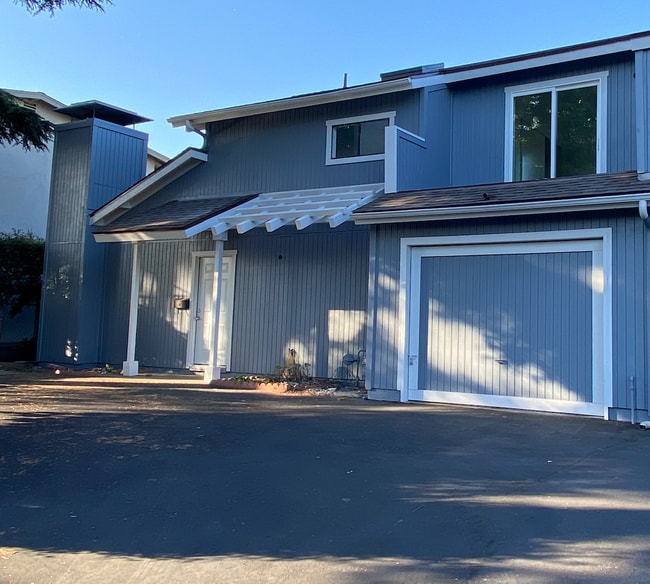 Building Photo - 129 S Voluntario St