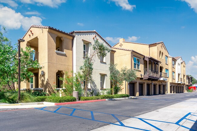 Building Photo - Rancho Monte Vista Apartments