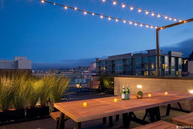 Building Photo - 11 Rose St