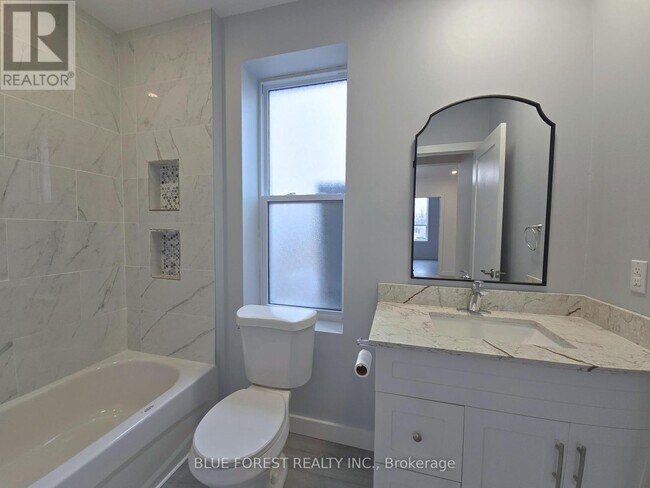 Photo du bâtiment - 213 Furnival Rd