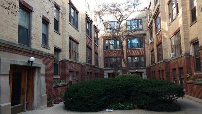 Foto del edificio - 5415 S Dorchester Ave