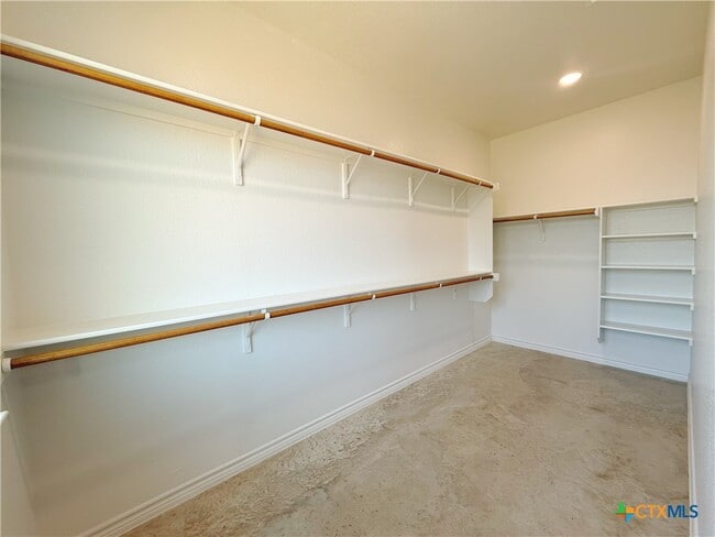 Building Photo - 207 B Riptide Dr