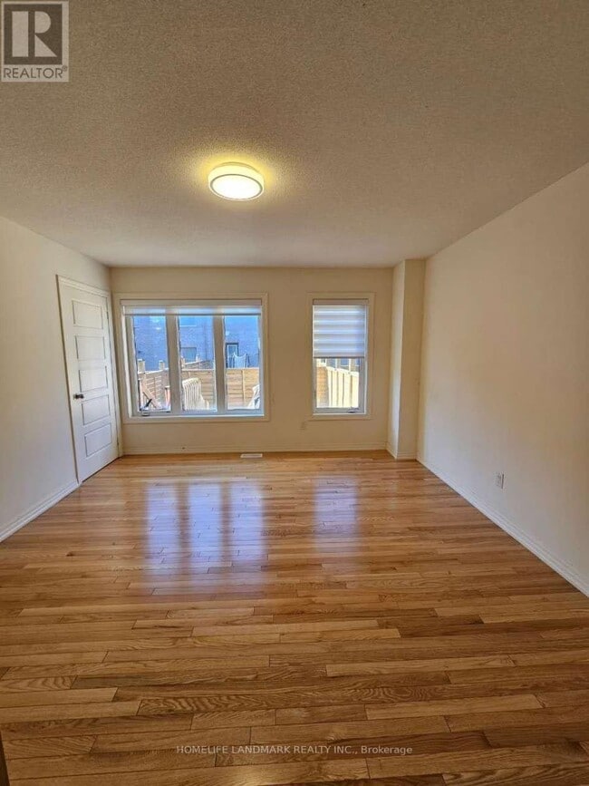 Building Photo - 22 Vantage Lp