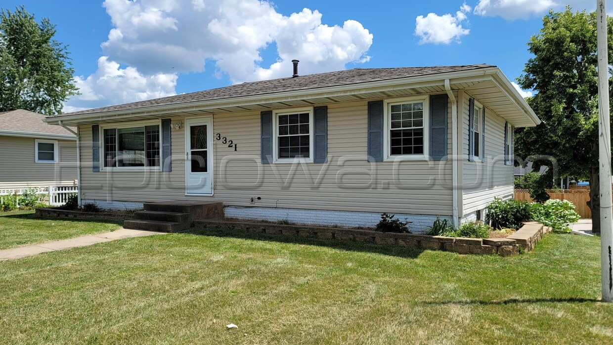 3321 Waveland Dr NW, Cedar Rapids, IA 52405 House for Rent in Cedar