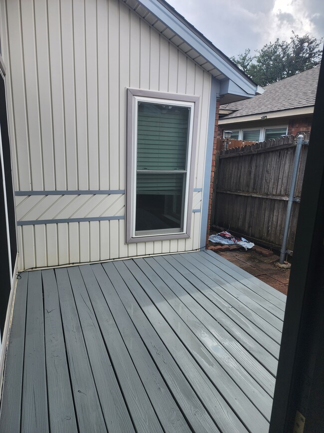 Deck - accessible from master bath - 1317 Swiss Ct