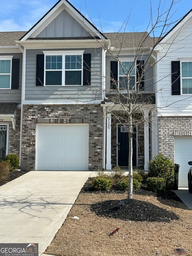 Foto del edificio - 5320 Barberry Ave