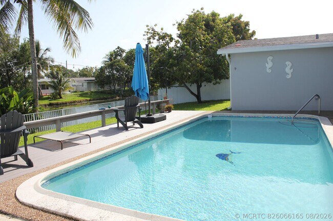 Foto del edificio - 8571 NW 24th Ct