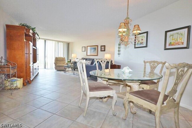 Foto del edificio - 260 Seaview Ct