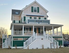 Building Photo - 43 Oceanside Dr