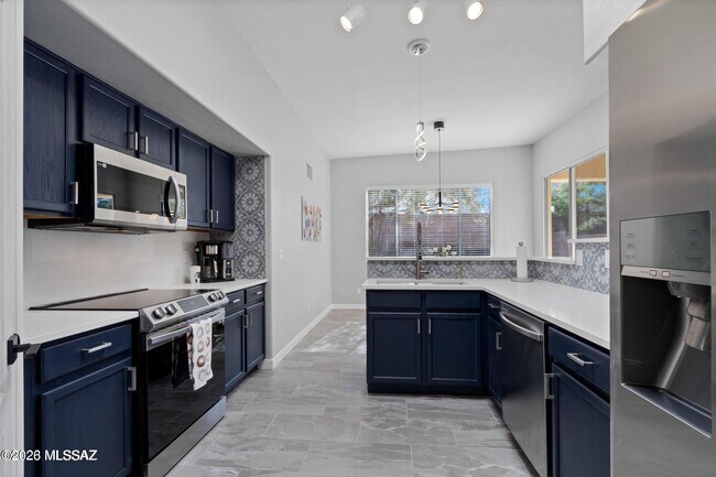 Building Photo - 8868 E Desert Lavender Pl