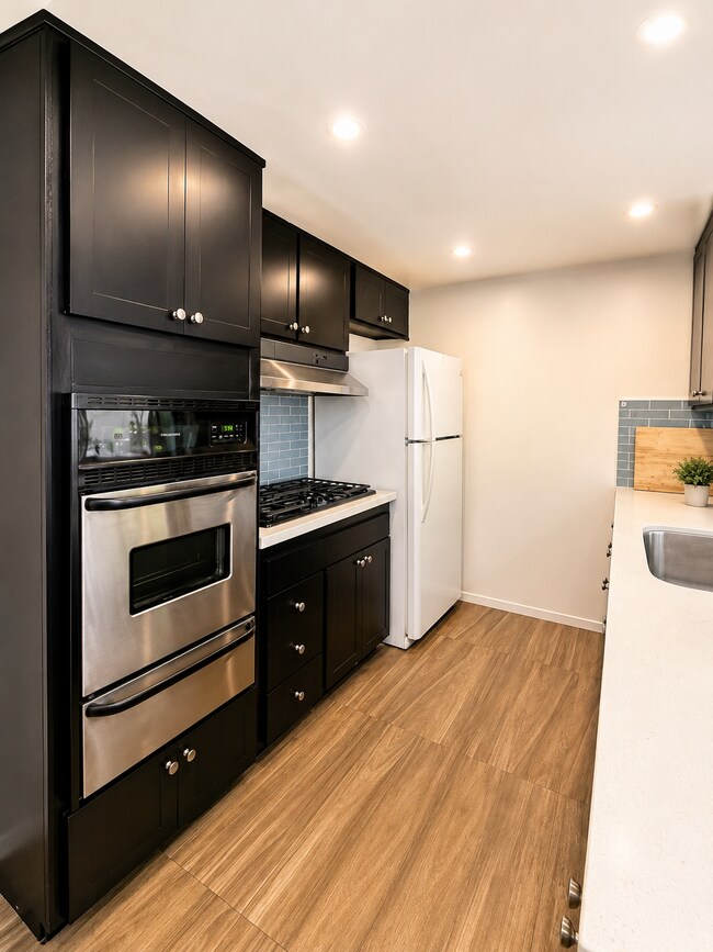 Foto del edificio - 211 S Wilson Ave