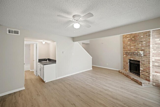 Foto del edificio - 12266 Wild Pine Dr