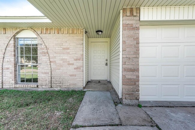 Building Photo - 44 Ranch House Loop