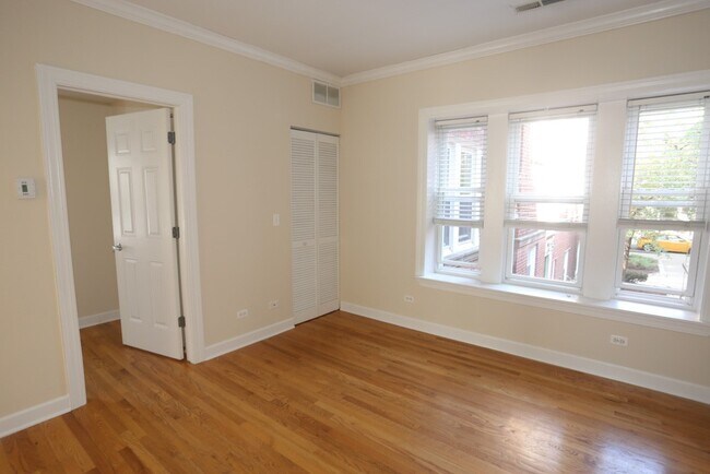 Foto del edificio - 3250 N Clifton Ave