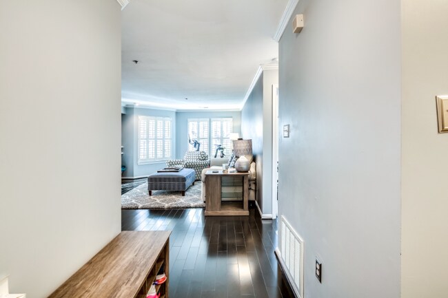 Foto del edificio - 102 Booth St