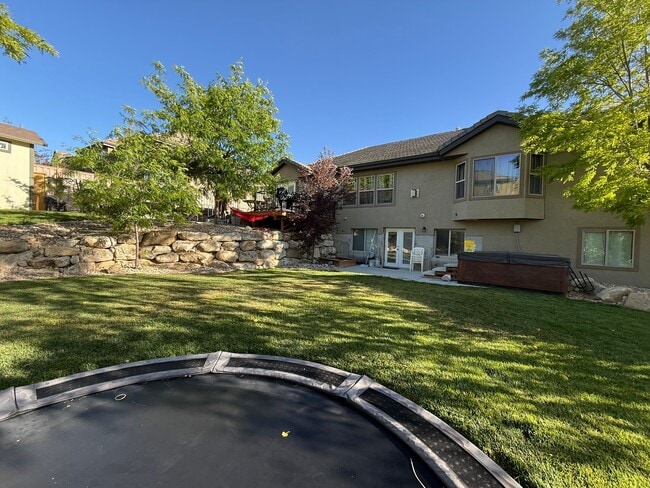 Building Photo - 2152 Aspen Wood Loop W