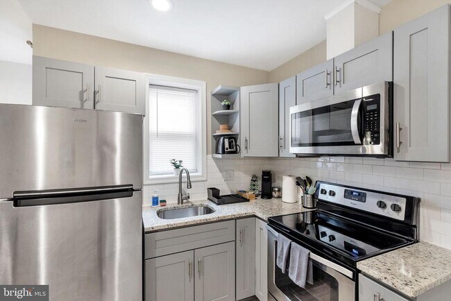 Foto del edificio - 2236 Reed St