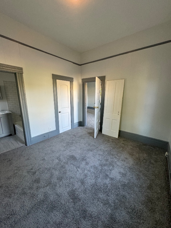 Foto del edificio - 7051 Painter Ave
