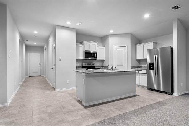 Building Photo - 325 Beekeeper Dr
