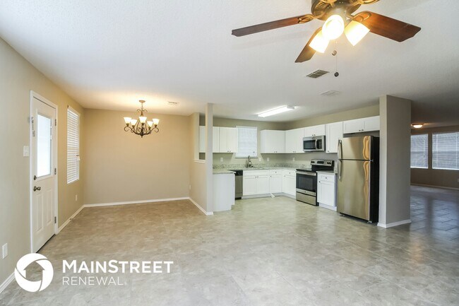 Foto del edificio - 1209 Candler Dr