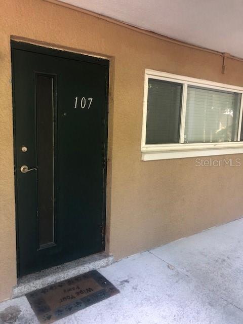 Primary Photo - 212 S Church Ave