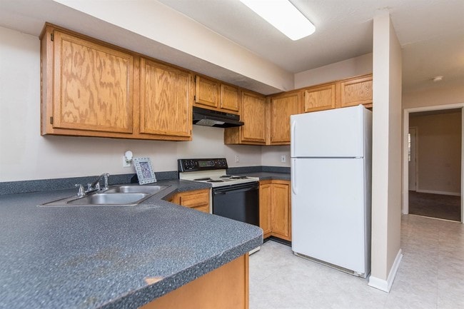 Building Photo - 219 Mousas Way
