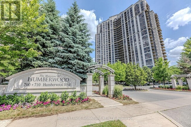 Building Photo - 700-700 Humberwood Blvd