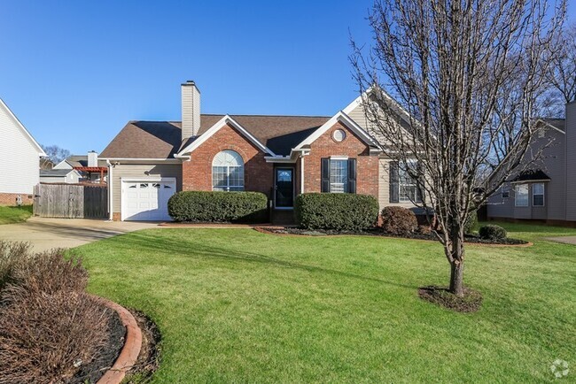 Building Photo - 113 Autumnwood Way