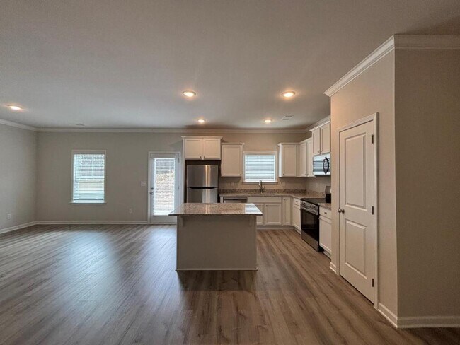 Foto del edificio - 235-B Alston Ridge Dr