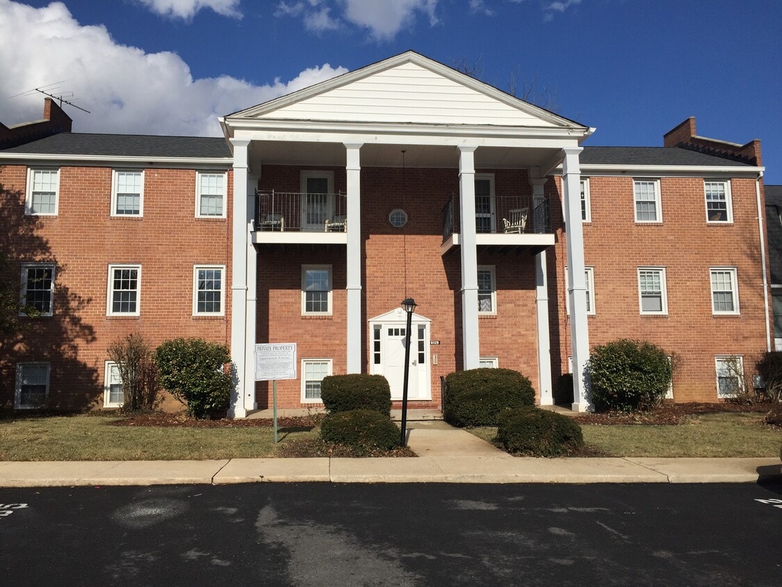 6112 Edmondson Ave, Catonsville, MD 21228 Apartments in Catonsville, MD