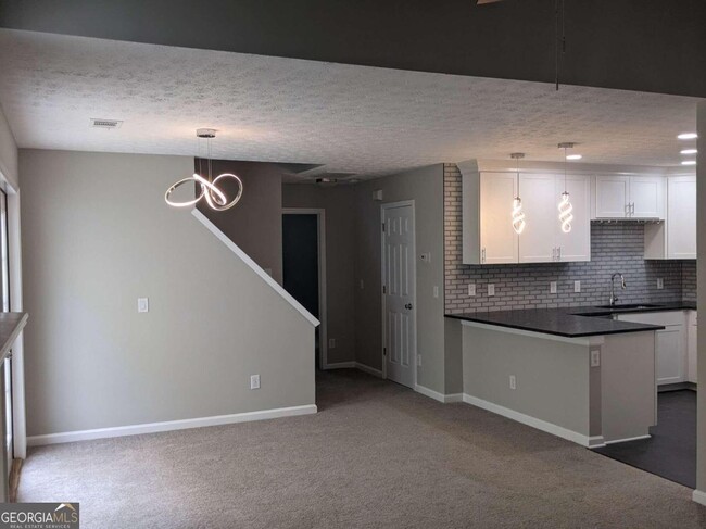 Building Photo - 2385 Keenland Ct