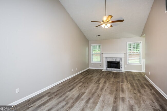 Foto del edificio - 3075 Baymount Dr