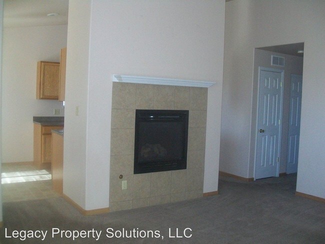 Foto del edificio - 3216-3222 Randy Rd