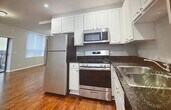 Primary Photo - 2505 W Howard St