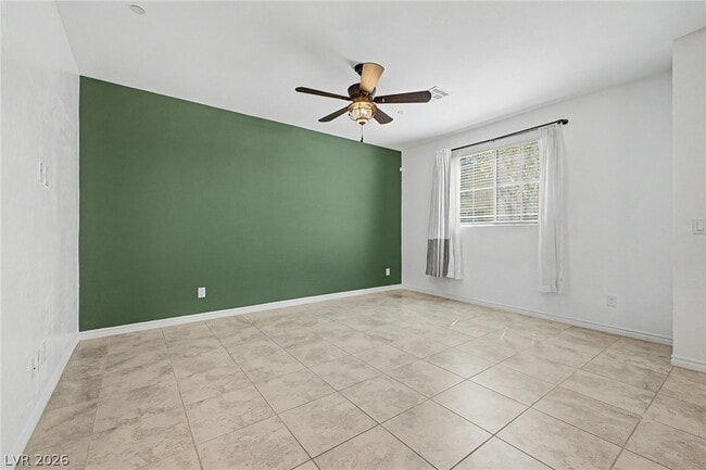 Building Photo - 825 Star Estates Ave