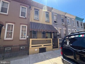 Building Photo - 2643 N Mascher St