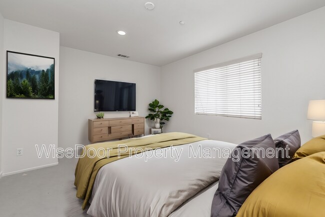 Building Photo - 12 Windward Way