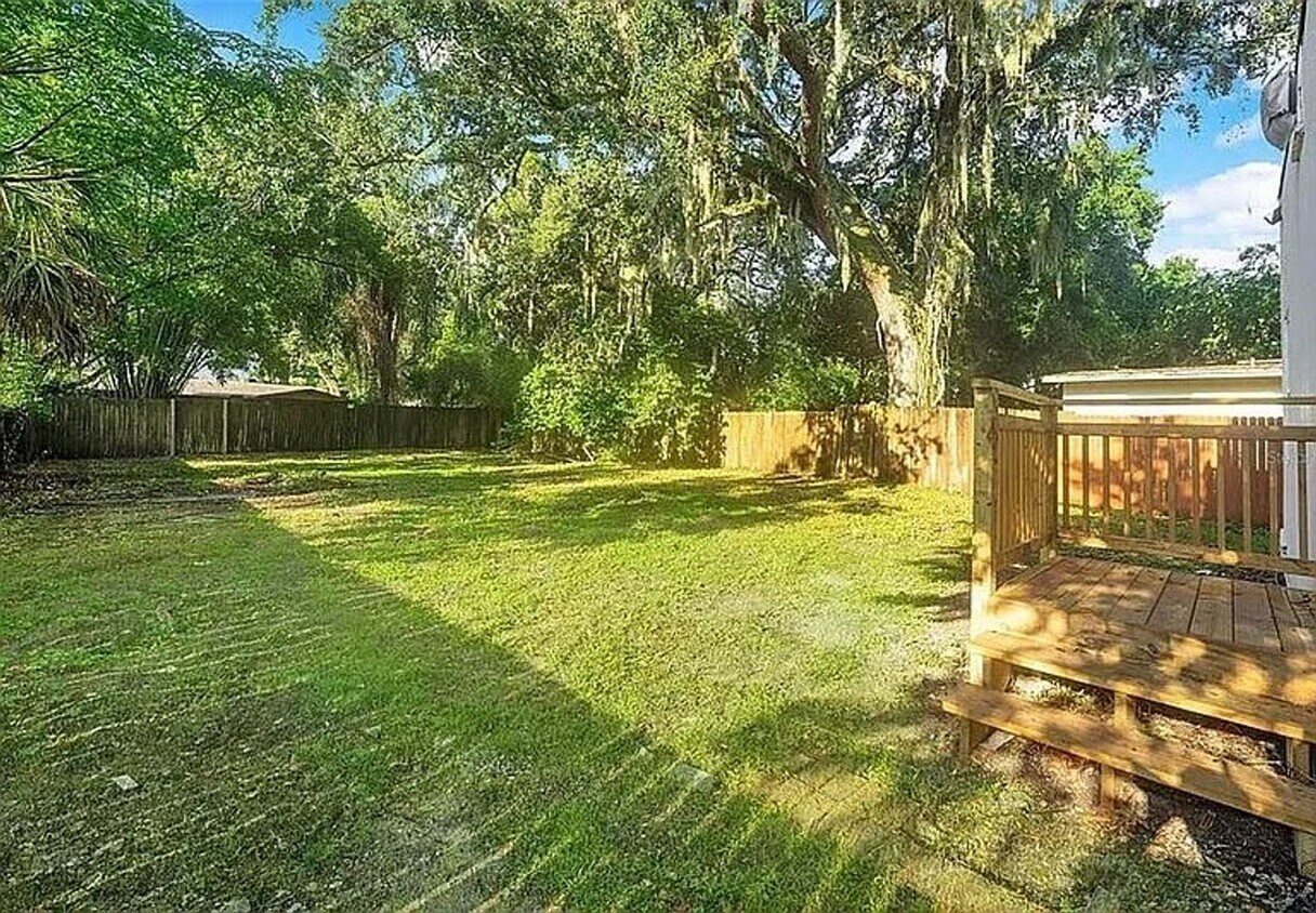 Foto principal - 1222 E Kaley St
