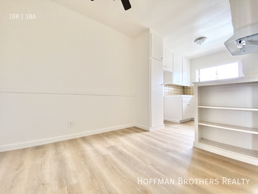 Primary Photo - 1220 Cole Pl Los Angeles, CA 90038