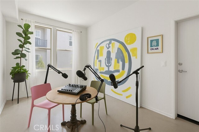 Foto del edificio - 253 N Bush St