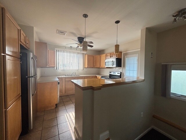 Foto principal - 512 Brandon Pl