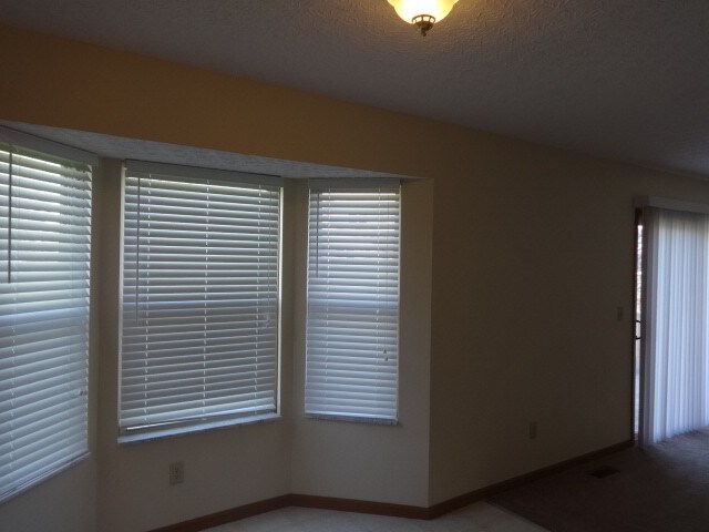 Building Photo - 3153 Golden Oak Drive
