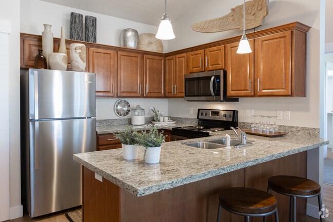 Interior Photo - Riverwalk