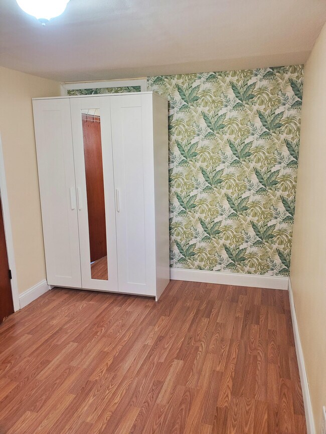 25 Rosalie St Unit A, Manville, NJ 08835 Apartments in Manville, NJ