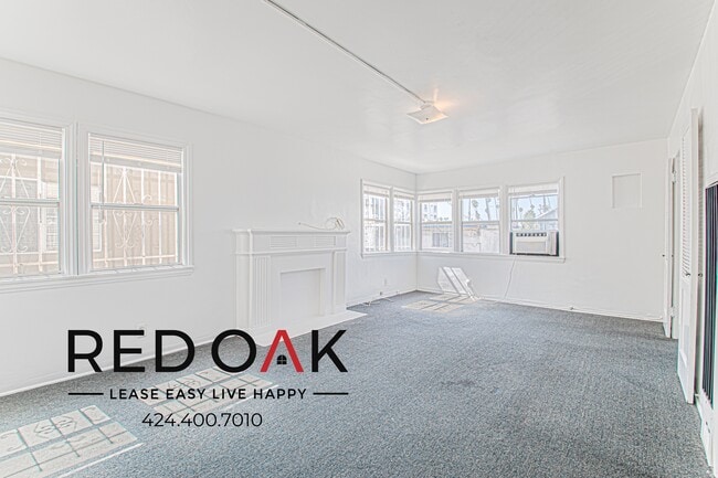 Building Photo - 909 1/4 S Kenmore Ave-909 1/4