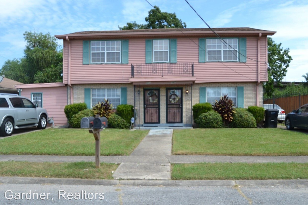 Foto principal - 4859 Francis Dr