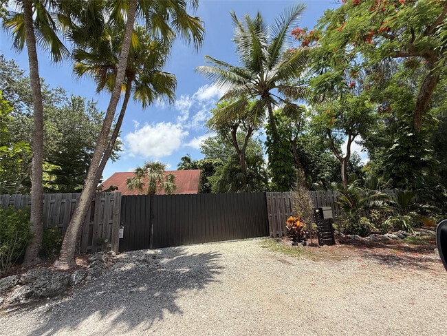 Building Photo - 22990 SW 156th Ave