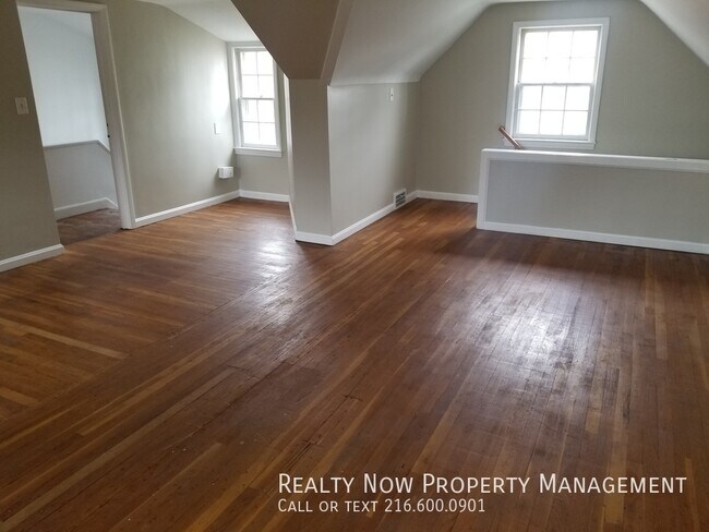 Building Photo - 3555 Gridley Rd