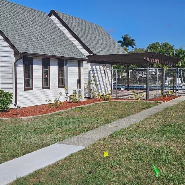 Building Photo - 12918 Meadowood Ct