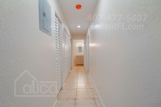 Foto del edificio - 800 8th St
